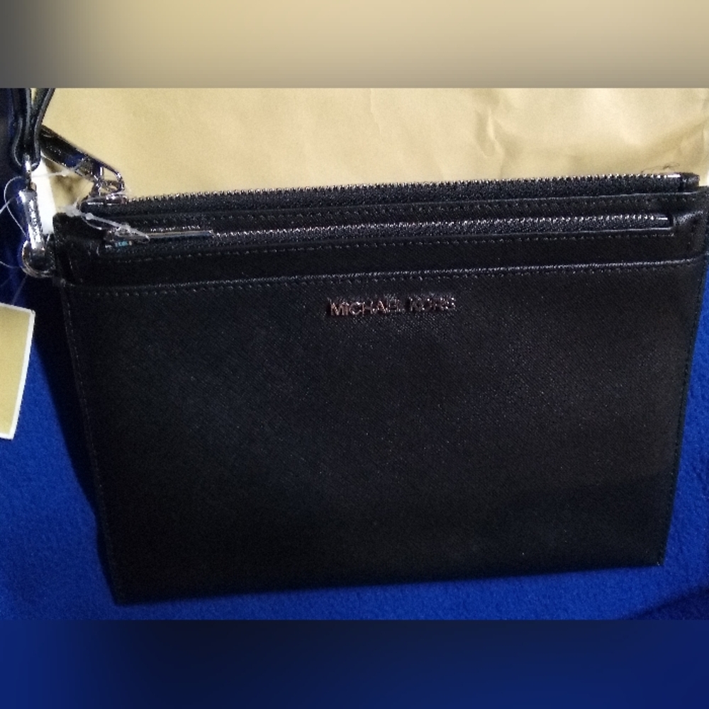 Michael Kors Black Leather Wristlet with Gold Logo - Picture 4 of 6